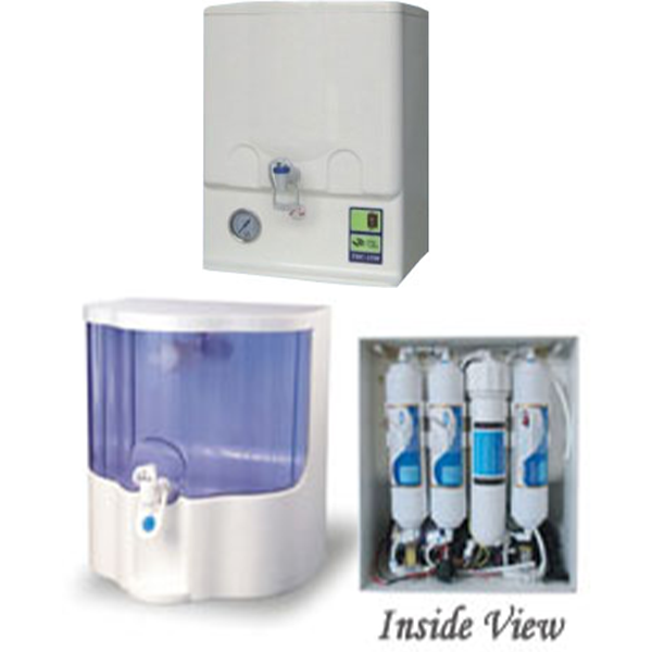 Compact RO system with inbuilt water tank